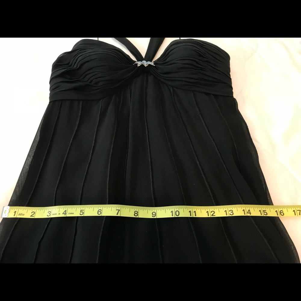 Fine Feathers black silk goddess gown size 4 - Picture 6 of 9